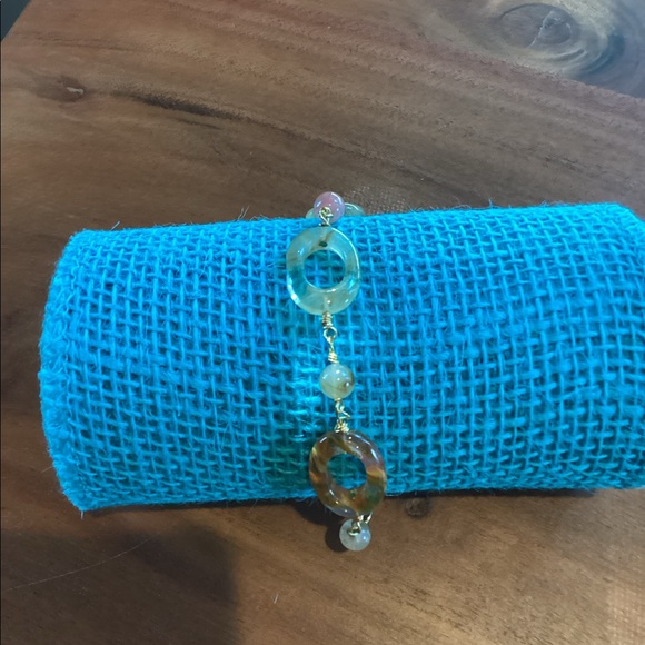 Quartz Link Bracelet - Picture 2 of 6